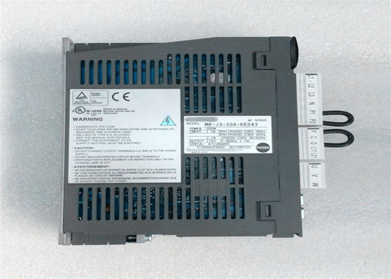 200W MITSUBISHI AC 세르보 증폭기 MR-J3-20A-KE043 360Hz 1.5A 산업 드라이브 출력 170V