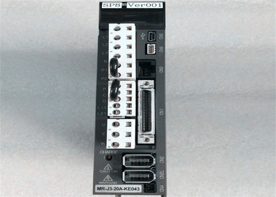 200W MITSUBISHI AC 세르보 증폭기 MR-J3-20A-KE043 360Hz 1.5A 산업 드라이브 출력 170V