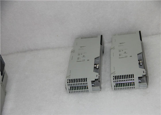 슈나이더 140DVO85300 출력 32 포인트 10-30 VDC 격리 4 세트 0.5A 포인트