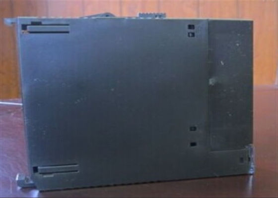 GE FANUC IC693CHS398 시리즈 90-30 프로그래밍 가능한 논리 제어기 (PLC)