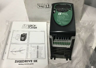 0.75KW 드라이브 커맨더 SKA1200075 200...240V AC 단일 단계 제어 기술 인버터