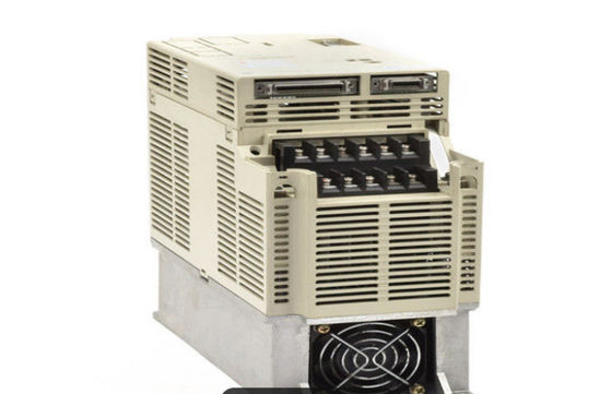 야스카와 SGDB-30VDY1 시그마 시리즈의 AC 세르보 드라이브 2.9KW
