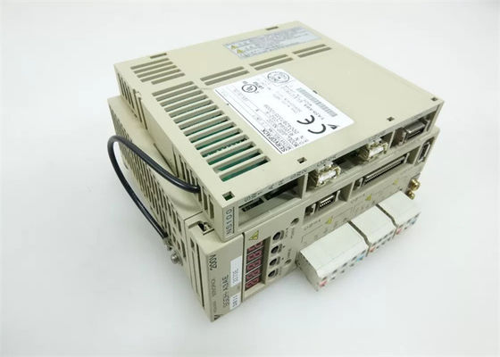 새 야스카와 SGDH-A3AE 200-230V AC 서버 드라이브 오리지널 박스