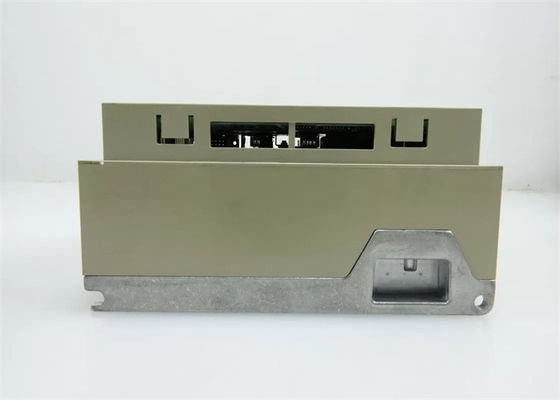 야스카와 SGDH-A5AEY705 산업용 신세르보 드라이브 50 / 60Hz 230V