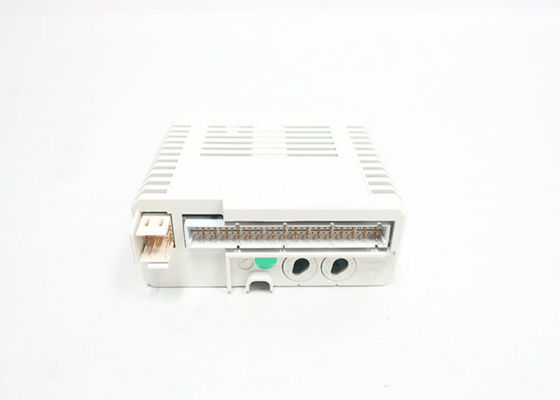 ABB DI830 3BSE013210R1 디지털 입력 24V SOE 16 ch I-O 모듈