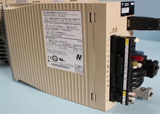 야스카와 신형 SGDV-5R5A11A AC 세르보 증폭기 750W 출력 전력