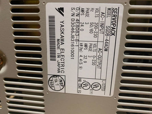 야스카와 SGDB-44ADG 2단계 펄스 트레인 90° 파스 차이 세르보 드라이브 4.4KW