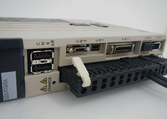 SGDV-R70A15A 200V 야스카와 새 AC 세르보 증폭기 오리지널 박스