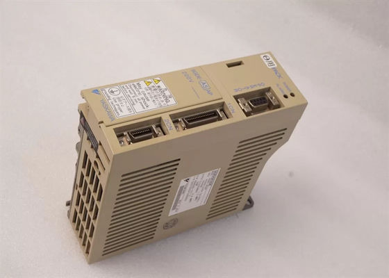 야스카와 SGDE-A5AP 200V AC 세로 앰플리퍼