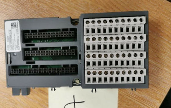 ABB TU515 1SAP212200R0001 I/O 단말 장치 아날로그 및 24 VDC 디지털 모듈