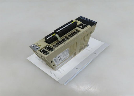 야스카와 SGDS-01A12A 220V AC 세르보 증폭기 신규 원본