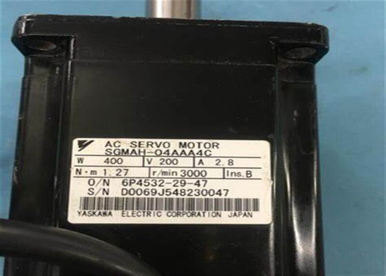 SGMAH-04AAA4C 야스카와 새 산업용 서보 모터
