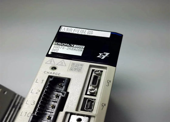 야스카와 SGD7S-2R8A00A002 200V AC 세르보 드라이브 새 제품