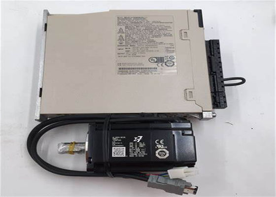 400W 산업용 세르보 드라이브 야스카와 SGD7S-2R8A00A 새 원본