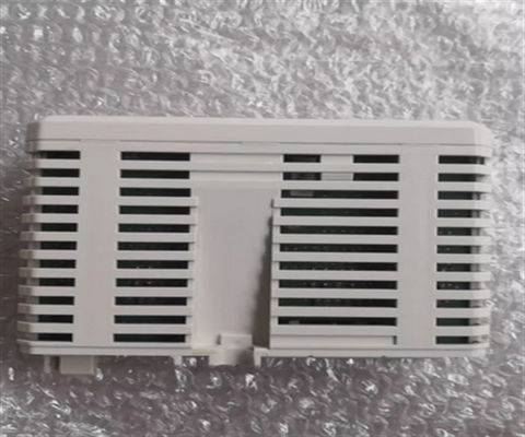 ABB 3BSE045584R1 AO845A 아날로그 출력 부하 또는 단일 부하 전원 공급 모듈