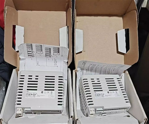ABB DI830 3BSE013210R1 S800 I/O 디지털 입력 모듈 24V SOE 16 ch