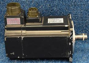 200W 야스카와 산업용 AC 서보 모터 USAGED-02C22K 새 제품