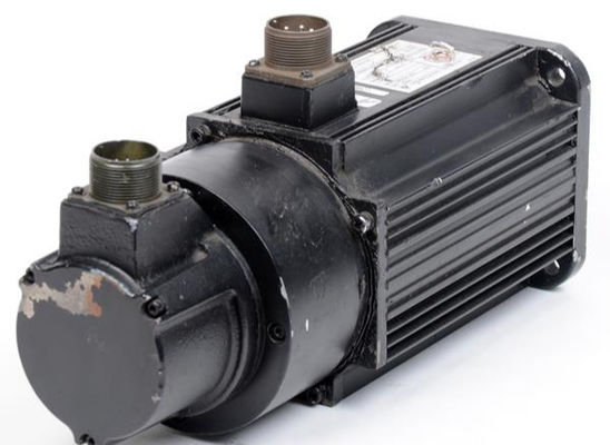 USASEM-15-HG11 야스카와 AC 1540W 산업용 서보 모터 원본