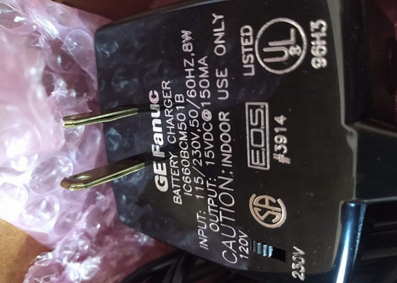 IC660BCM501은 GE Fanuc Genius I/O 제품군에서 휴대용 모니터 배터리 충전기입니다.