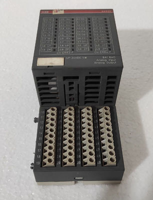 AX522 24V 디지털 PLC I O 모듈 ABB 오리지널 박스에서 새 제품