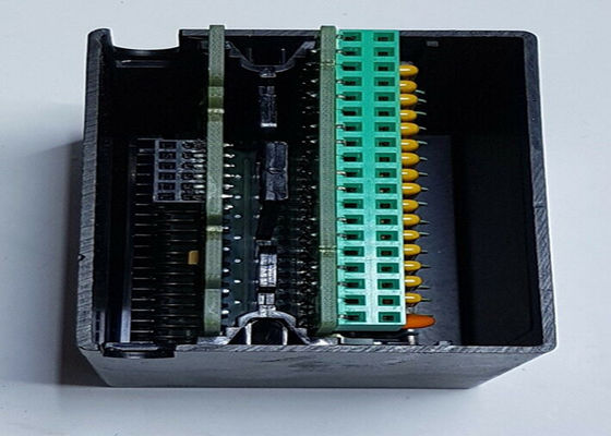 IC670MDL240는 GE Fanuc의 필드 컨트롤 시리즈의 16 포인트 디스크리트 입력 모듈입니다.