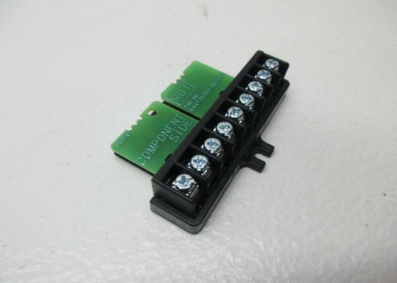 IC670TBM001 보조 터미널 블록은 GE Fanuc가 제조한 장벽형 현장 제어 터미널 블록입니다.