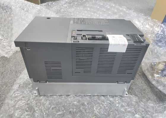미쓰비시 3단계 AC 서보 드라이버 MR-J3-700B 제어 시스템에서 7KW 모터 증폭기 NEW