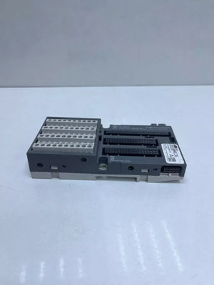 230V ABB 브랜드 디지털 자동화 I O 모듈 TU531 오리지널 박스