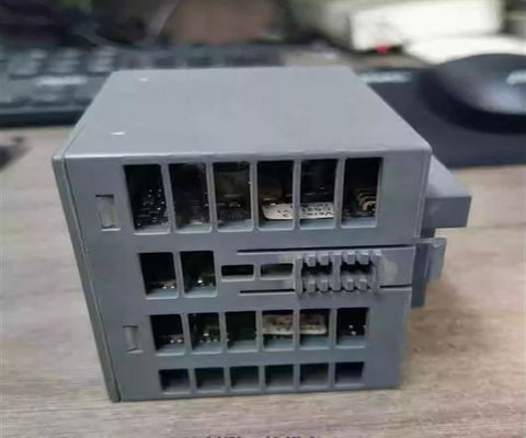 ABB 드라이브 1SAP220500R0001 DC551-CS31 DI/DC AC500 PLC REM I/O