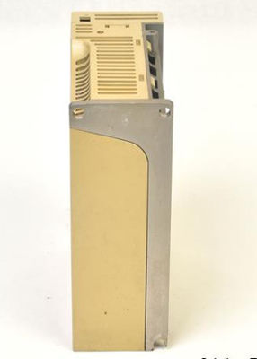 야스카와 산업용 세로 드라이브 SGD-02AS 200W 등급 용량 200-230 VAC, 60 Hz 입력