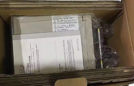 SGMAS-02A2A4C 산업적 서보 모터 200W 200V 붓을 쓸 필요가 없는 AC 서보 모터