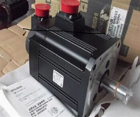 HC-AQ0235BD 미츠비시 산업적 서보 모터 3000r 20W