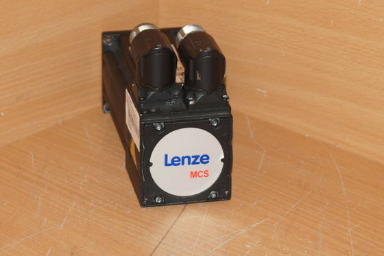 Lenze MCS 06F60-RS0B0-A11N-ST5S00N-R0SU 동기 서보 모터