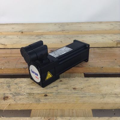 Lenze MCS 06F60-RS0B0-A11N-ST5S00N-R0SU 동기 서보 모터
