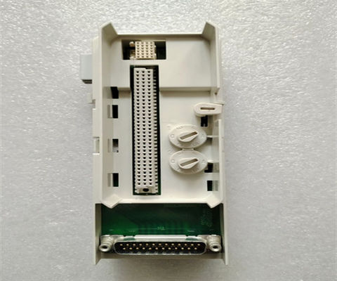 TU812V1 3BSE013232R1 ABB 8 채널 250 V 컴팩트 모듈
