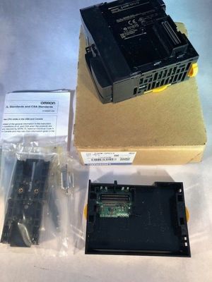 옴론 CJ2M-CPU13 정압 DC 28 VAC 논리 제어 모듈