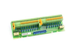 ABB DSTD 150A 디지털 57160001-UH 입력판 연결 장치 32 채널 최대 60 V