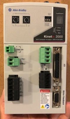 ALLEN-BRADLEY 2093-AC05-MP1 키네틱스 2000 통합 축 모듈 및 축 모듈