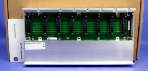 ALLEN-BRADLEY 2093-PRS7 KINETIX 2000 세르보 파워 레일 7 슬롯