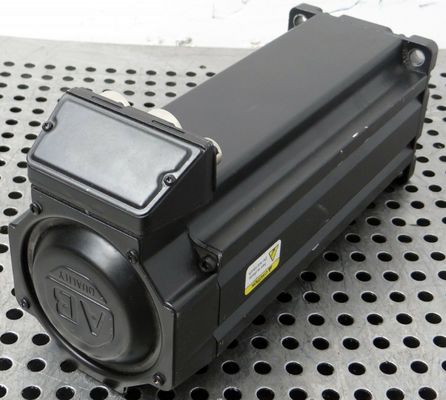 ALLEN-BRADLEY MPL-B4560F-MK24AA MPL 시리즈 MPL 480V AC 회전 서보 모터