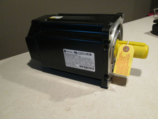 ALLEN-BRADLEY MPM-B1651C-MJ72AA MPM 시리즈 MPM 480V AC 회전 서보 모터