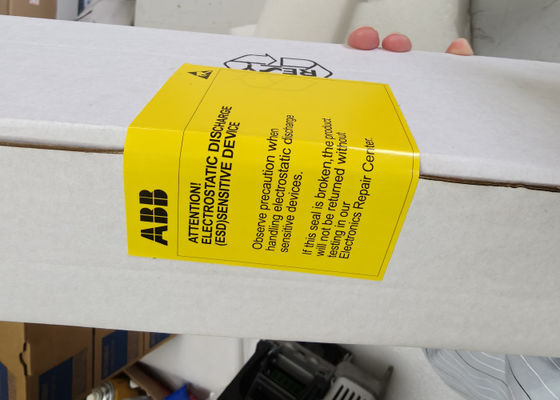 ABB 산업용 서보 드라이브 RMIO-11C 24V DC-230V AC IP20
