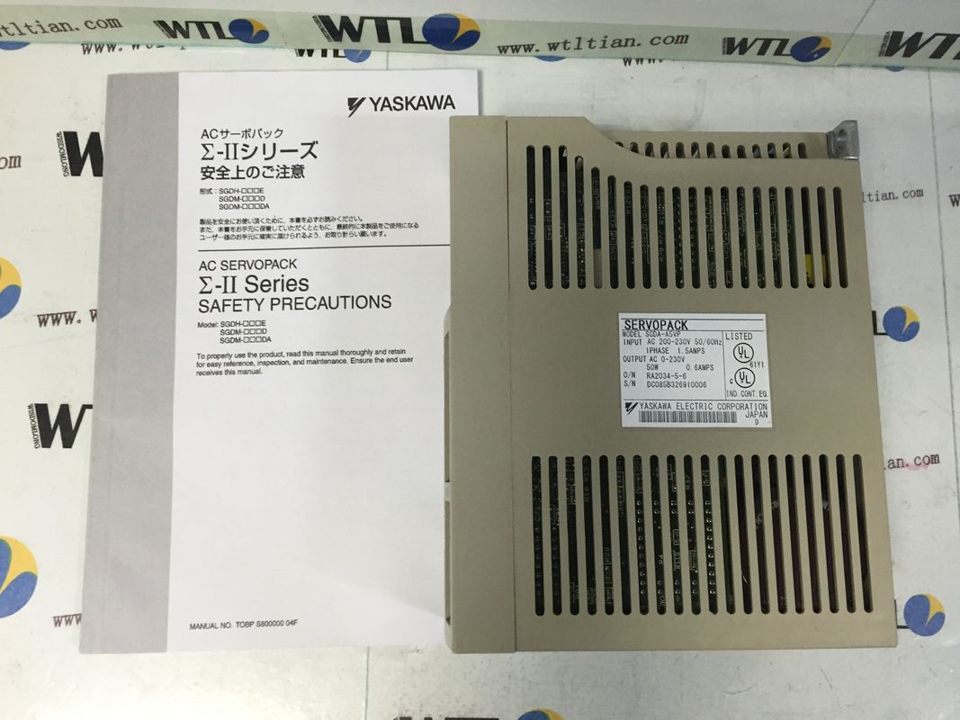야사카와 SGDA-A5VP AC 서보 모터는 0.07 HP 200 Ｖ 전원 공급기 FOR 위치 조정을 운전합니다