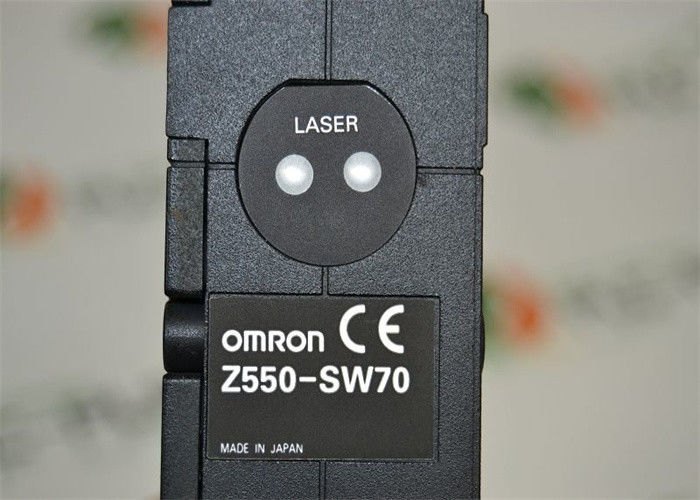 옴론 Z550-SW70 센서 헤드 Z550 DIFFUSE 200±30MM 측정할 수 있는 빔 폭 70MM