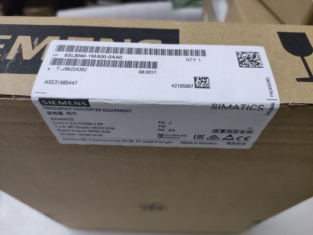 콤팩트 플래시 카드 없는 프로피버스 인터페이스와 지멘스 6SL3040-1MA00-0AA0 CU320-2 DP.