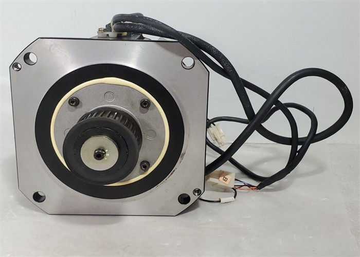 야스카와 SGMDH-06A2A-YR13 AC 서보 모터 550 Ｗ 4.0 AMPS 2000 RPM
