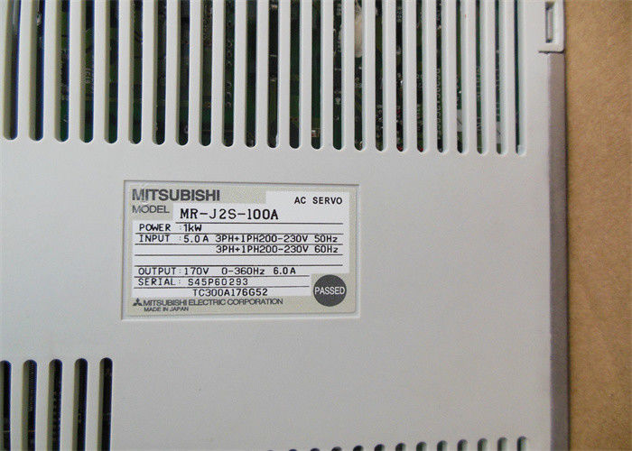 미츠비시 3-단계 1KW 교류 서보 증폭기 MR-J2S-100A 서보 모터는 새로와서 운전합니다