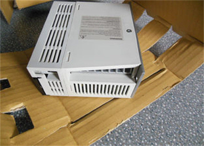 MR-J2S-60A  미츠비시 AC 서보 모터는 600W MR-J2S 시리즈 200-230 VAC 600W를 운전합니다