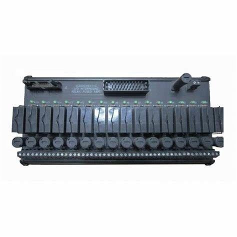 GE IC200CHS111  신호 입출력 단자의 주요 기지  24 볼트 DC와 0.5 Amps  32.  50 상자 형태 단말기