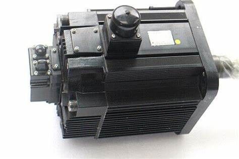 SGMRS-44A2A-YR21  야스카와  서보 모터 AC 시그마 S-AXIS  38.1A  인스프  1500r/min 200VAC 4400W